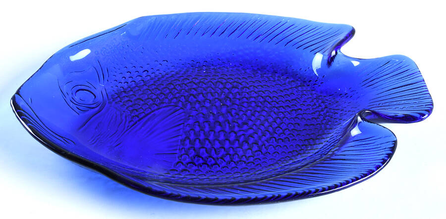 Poisson Saphir Bread & Butter Plate by Arcoroc-1