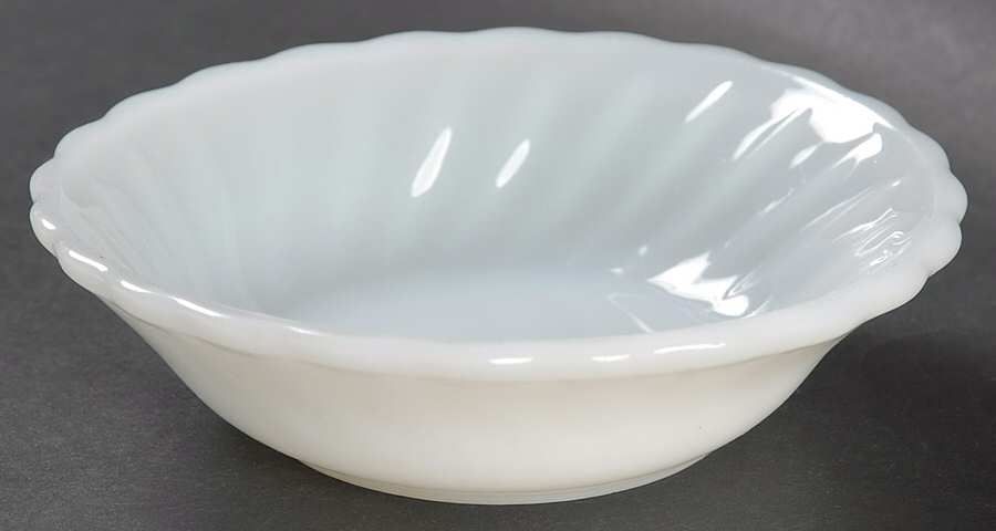 Shell Milk White (Scalloped Edge) Small Fruit Dessert Bowl by Anchor Hocking-1