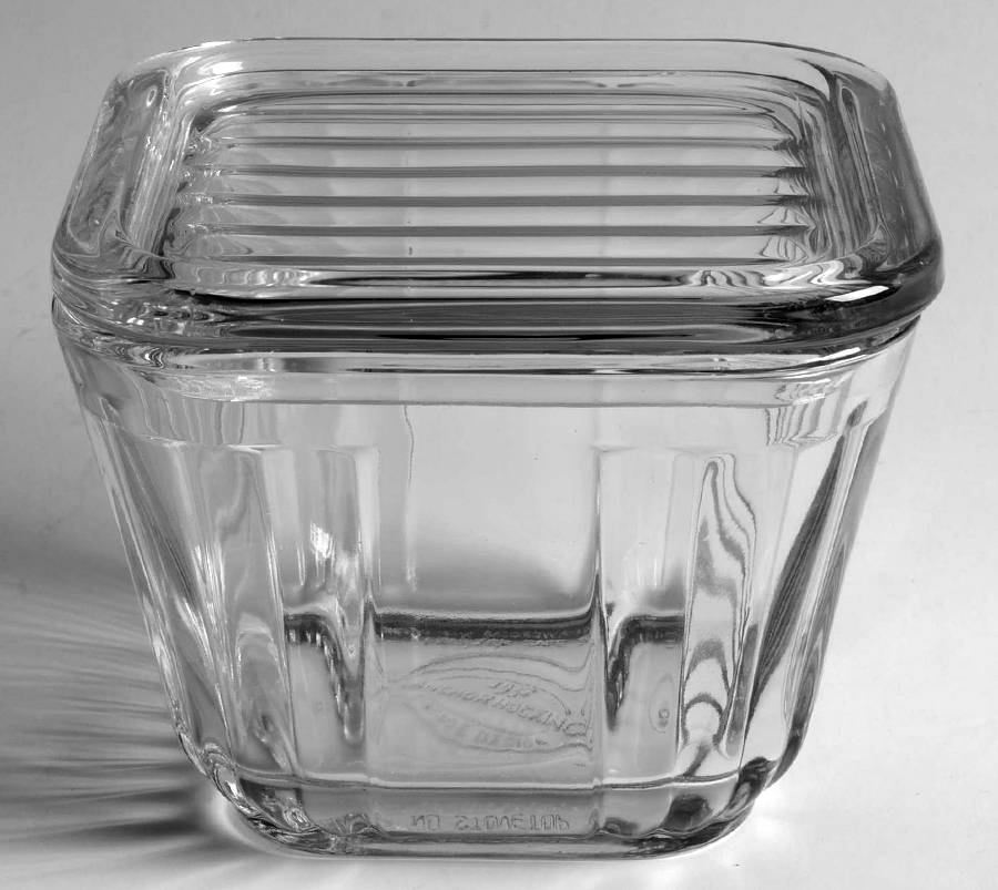 Bake 'N Keep Small Refrigerator Jar & Lid by Anchor Hocking-1