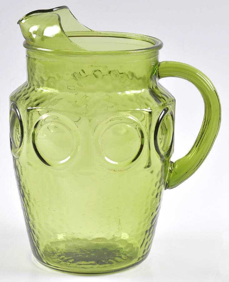 Heritage Hill Green (Avocado) 74 Oz Pitcher by Anchor Hocking-1