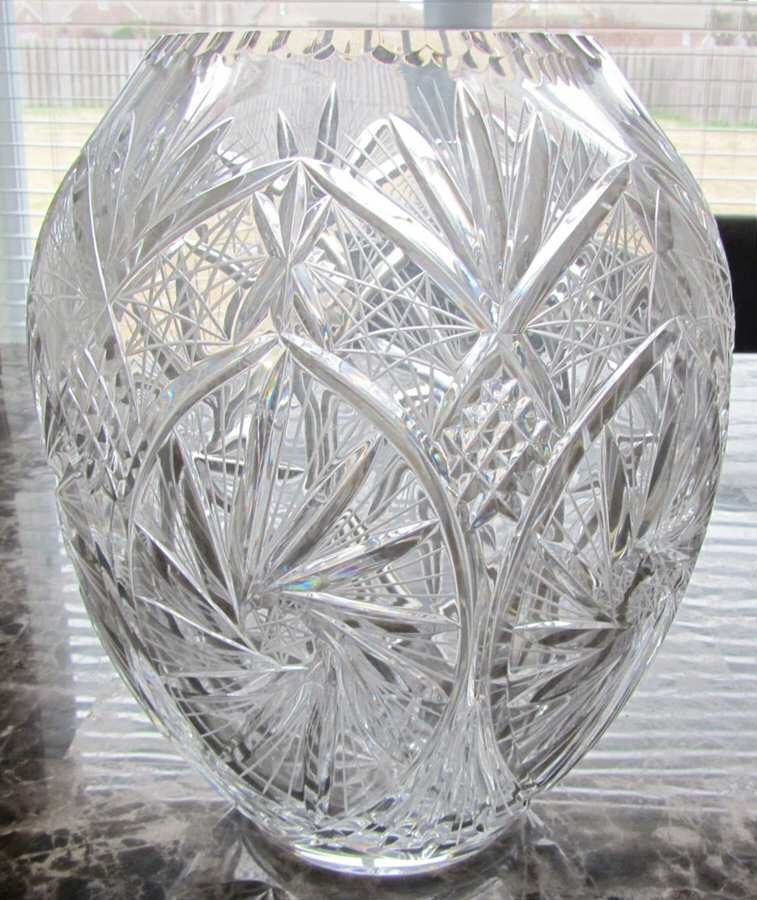 Williamsburg 12" Flower Vase by Avitra-1