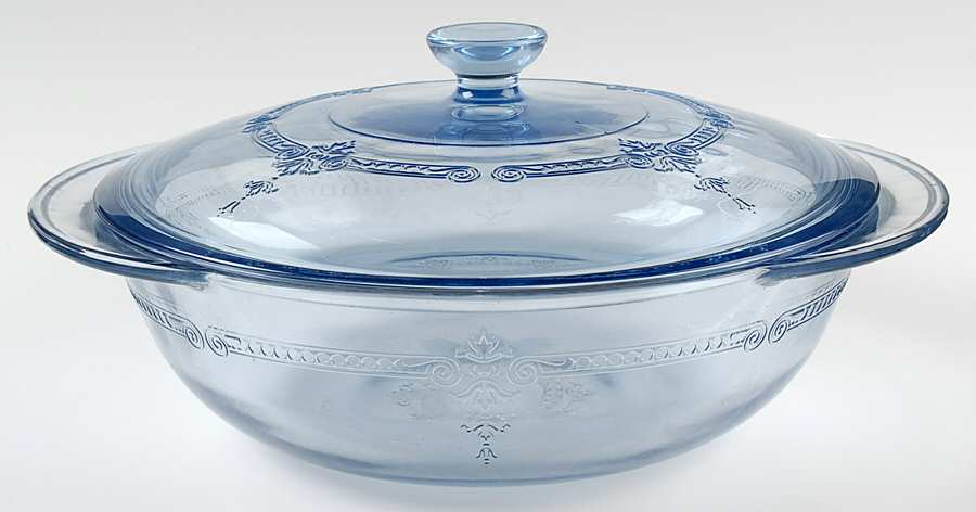 Reflections Sapphire (Bakeware) 2 Quart Round Covered Casserole by Anchor Hocking-1