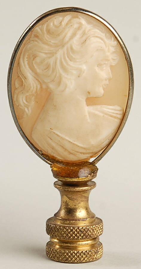 Aladdin Lamps 1/4" Thread Cameo Plastic & Metal Finial by Aladdin Lamp-1