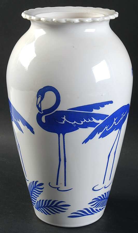 W53 9" Flower Vase by Anchor Hocking-1
