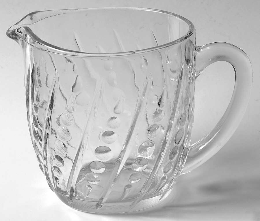 255 24 Oz Pitcher by Anchor Hocking-1