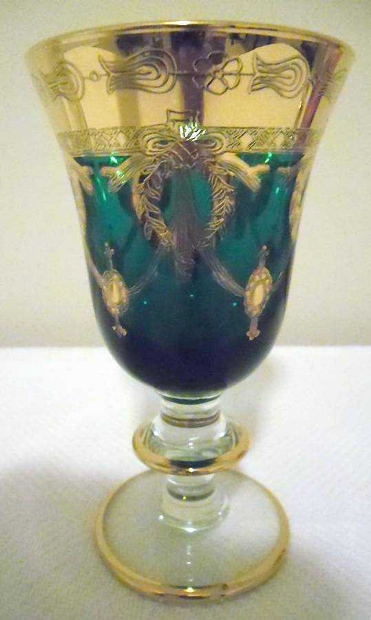 AIZ2 Dark Green Water Goblet by Arte Italica-1