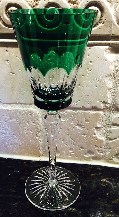 Lynn Linne Emerald Green Wine by Ajka-1
