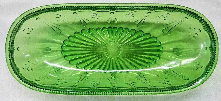 Fleur de Lis and Tassel Green 10" Oval Celery by Adams & Co-1