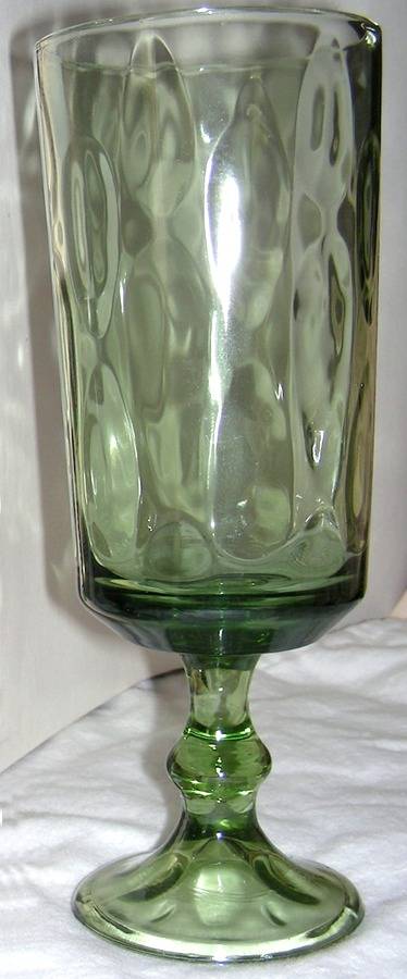Lyric Green (Avocado) Iced Tea by Hazel-Atlas-1