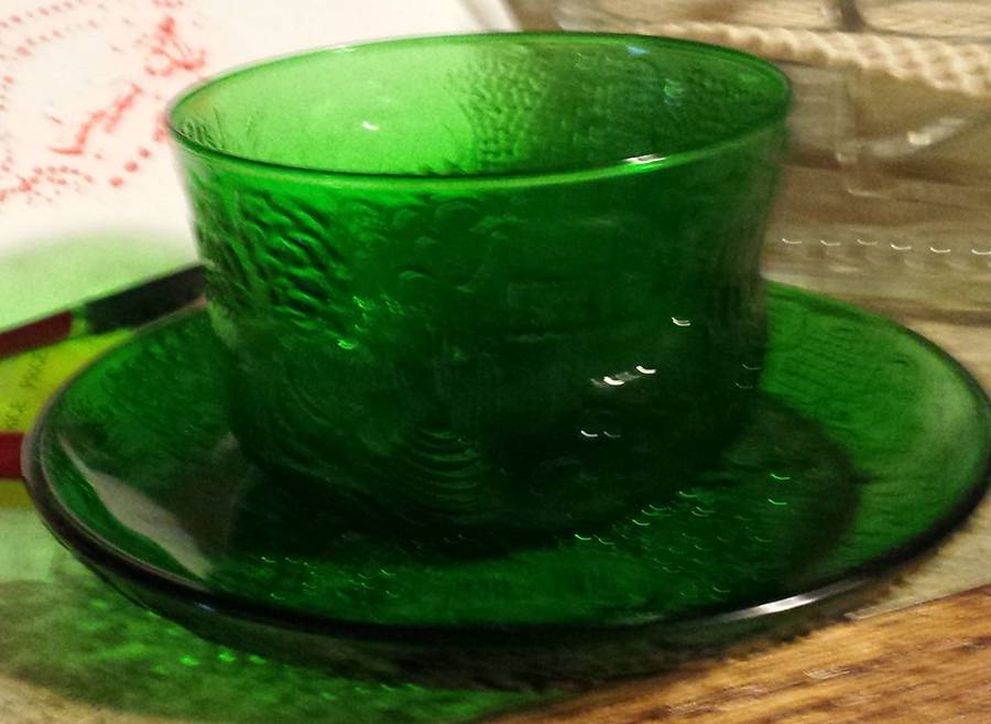Fauna Green Small Fruit Dessert Bowl by Arabia Crystal-1