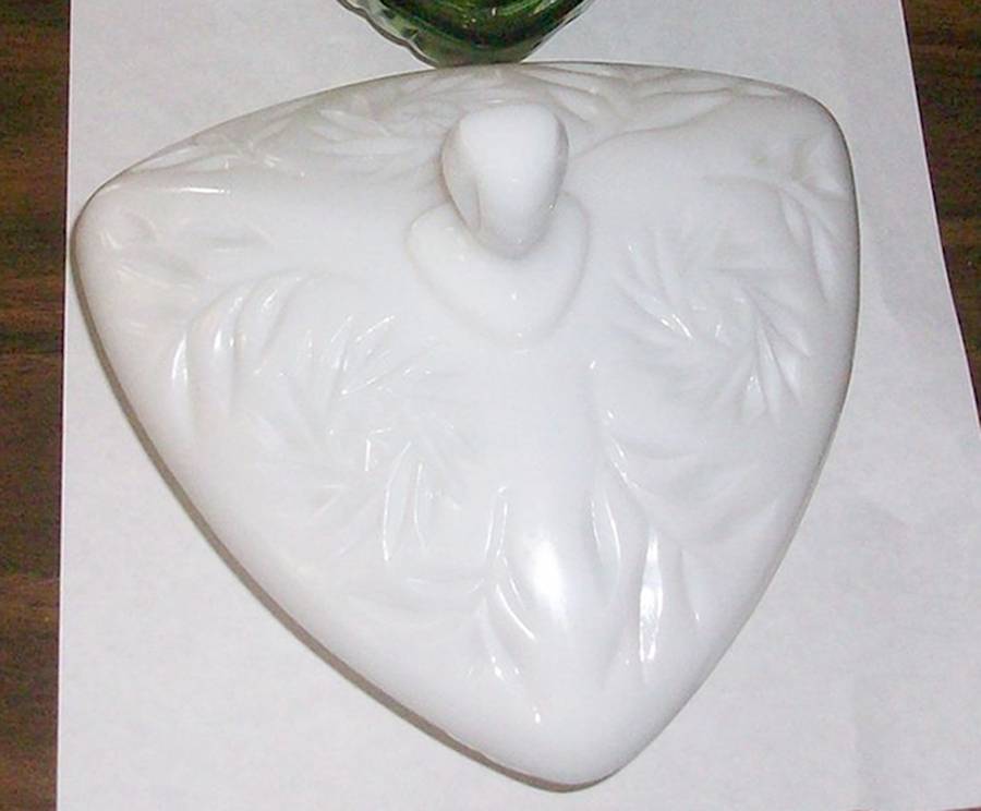 6045 Mikglass Candy Box & Lid by Hazel-Atlas-1