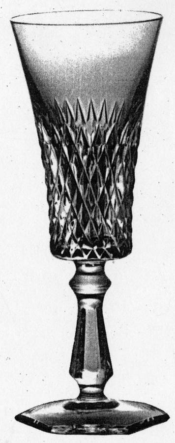 Consul Fluted Champagne by Barthmann-1