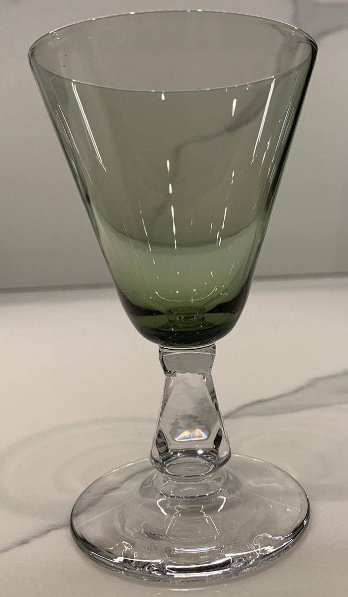 Cosmopolitan Green (Dusk) Wine Glass by Bryce-1