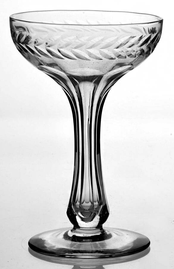 Laurel (Plain) Tall Hollow Stem Champagne by Bryce-1