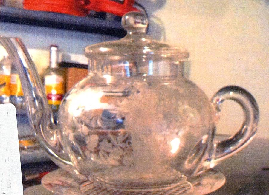 Geisha Teapot & Lid by Beaver Valley-1