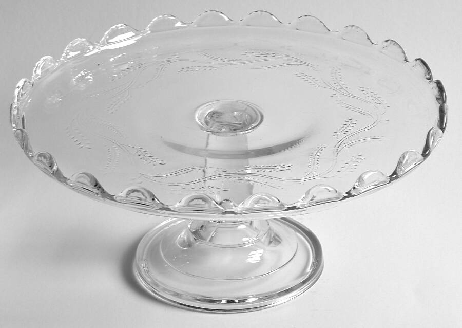 Barley 10" Diameter Pedestal Cake Stand No Dome by Bryce-1