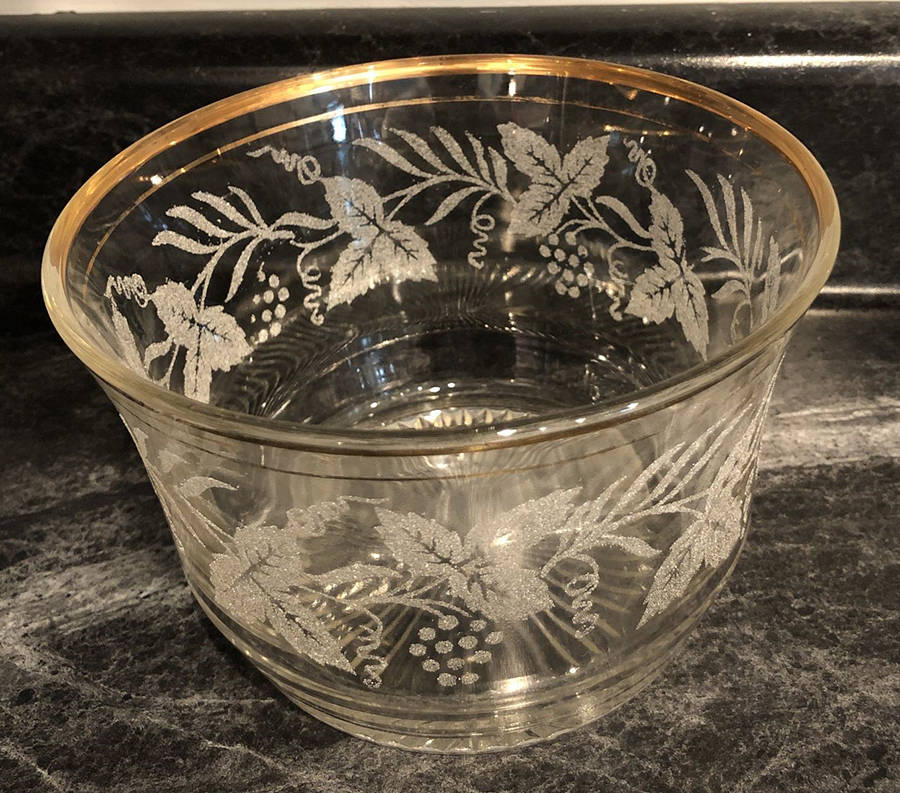 Decoration 806 Clear (Gold Trim) Hospitality Bowl by Bartlett Collins-1