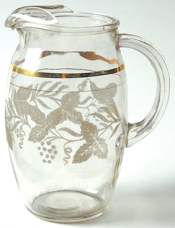 Decoration 806 Clear (Gold Trim) 36 Oz Ice Lip Pitcher by Bartlett Collins-1