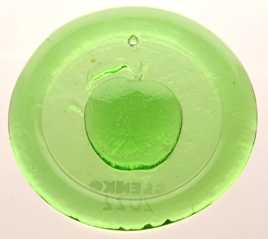 Animals & Figurines 3" Apple Suncatcher/Ornament by Blenko-1