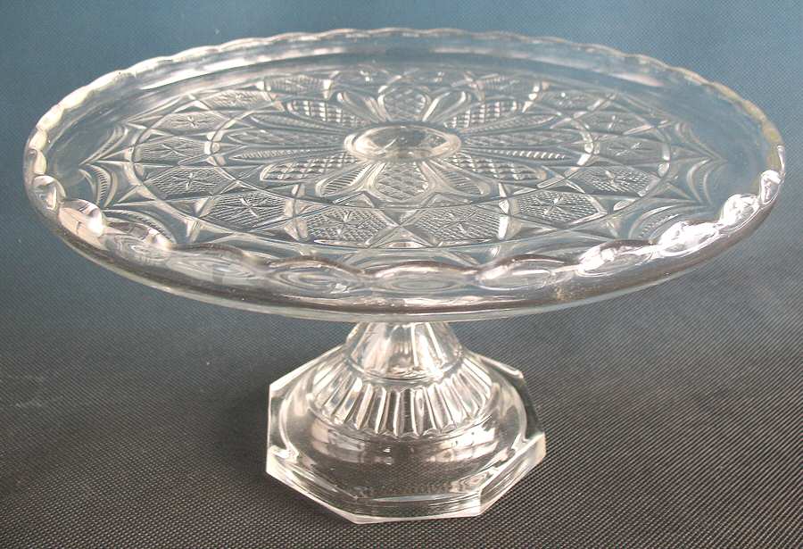 Star in Honeycomb Clear Cake Stand by Bryce-1