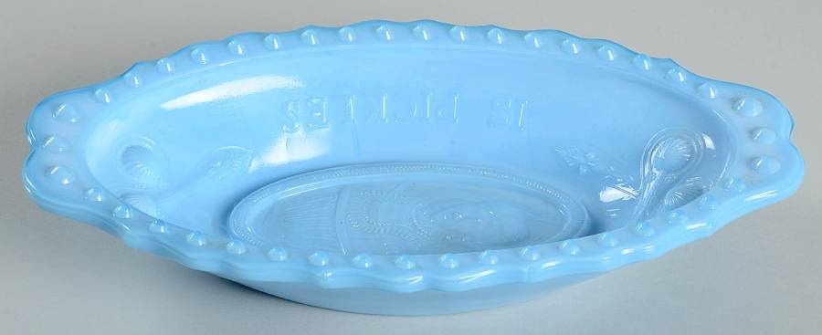 Animals & Figurines #213 Love's Request Tray by Boyd Crystal-1