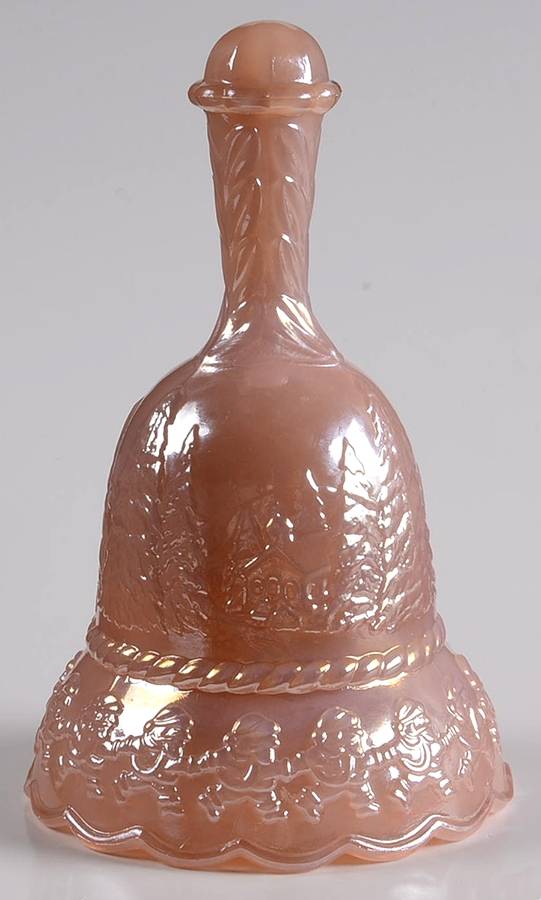 Animals & Figurines Santa Bell by Boyd Crystal-1