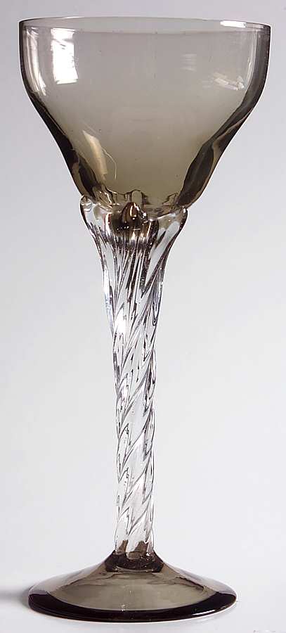 BFC12 Wine Glass by Blefeld-1