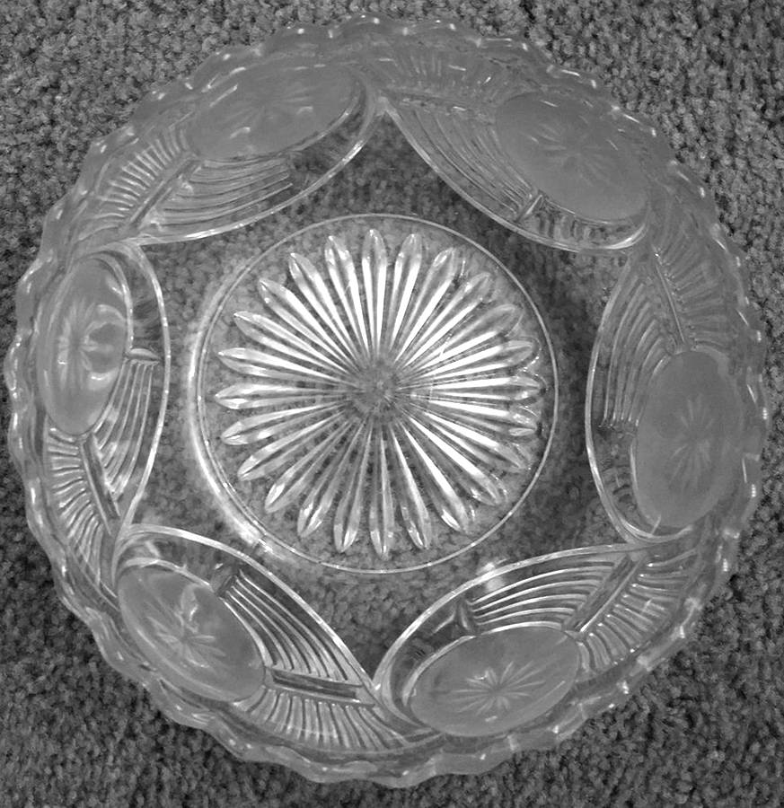 Frosted Circle Large Fruit Bowl by Bryce-1