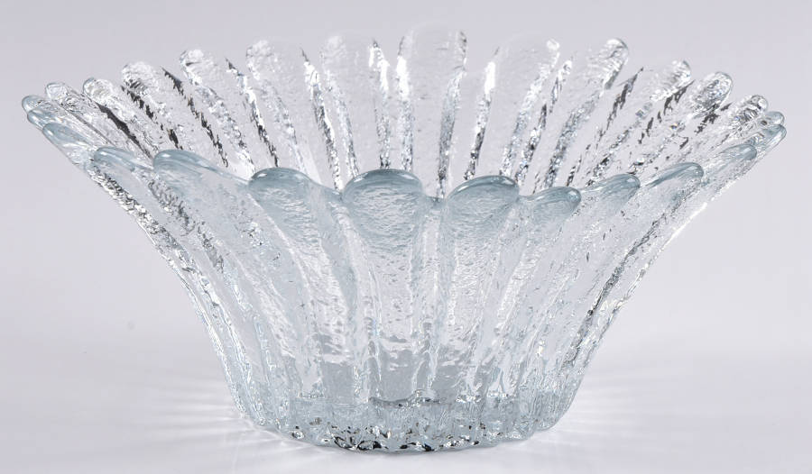 Bowls & Centerpieces #847S 7" Daisy Bowl by Blenko-1