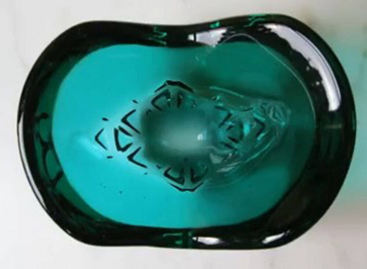 Bowls & Centerpieces #6018 6" Oblong Bowl by Blenko-1