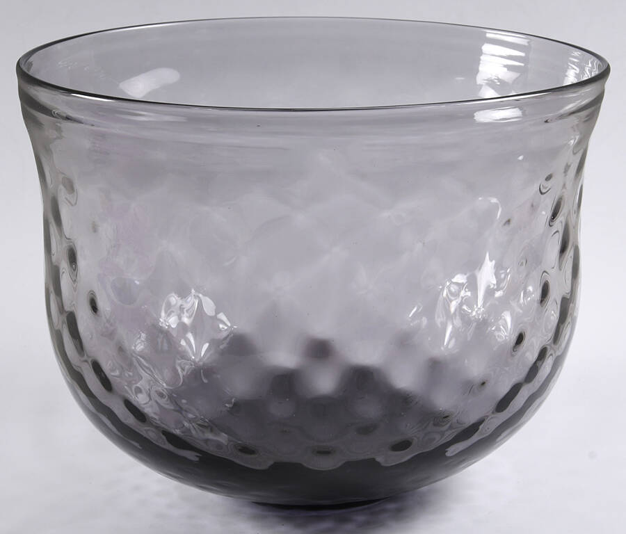 Bowls & Centerpieces #2512 8" Diamond Optic Bowl by Blenko-1