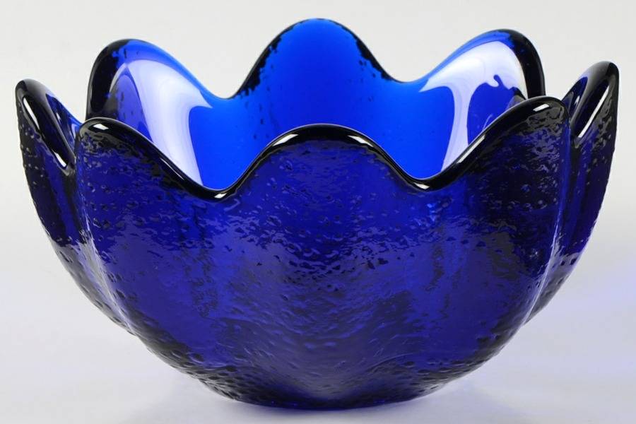 Bowls & Centerpieces #6143S 5" Scalloped Bowl by Blenko-1