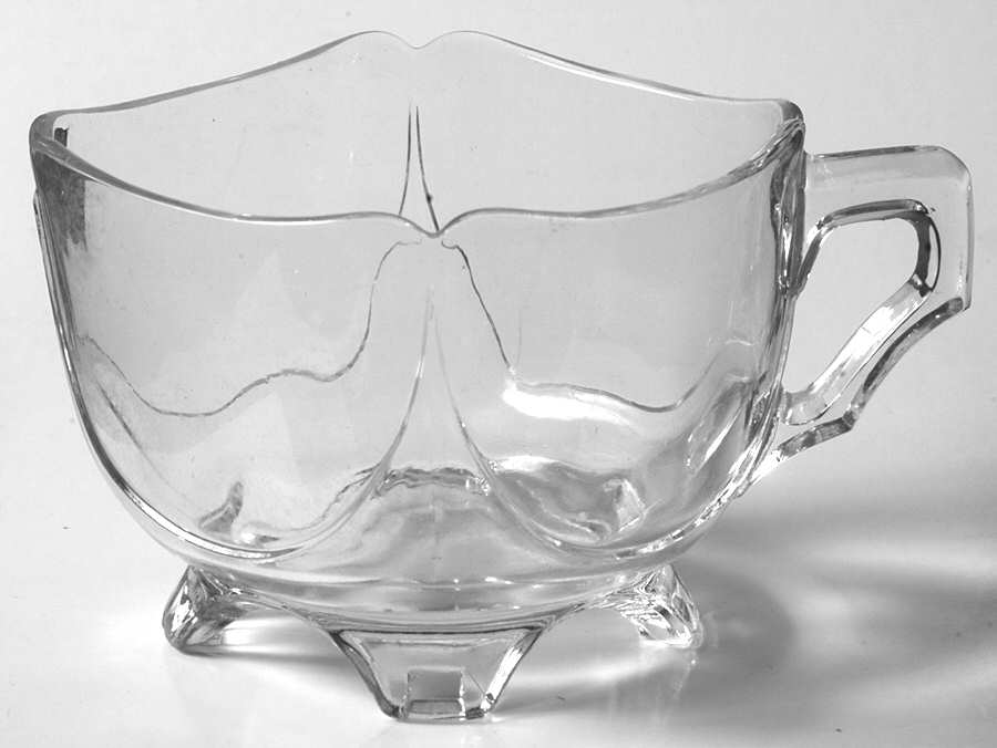 3400 Clear Square 4-Toed Cup (Shape 3400) by Cambridge-1