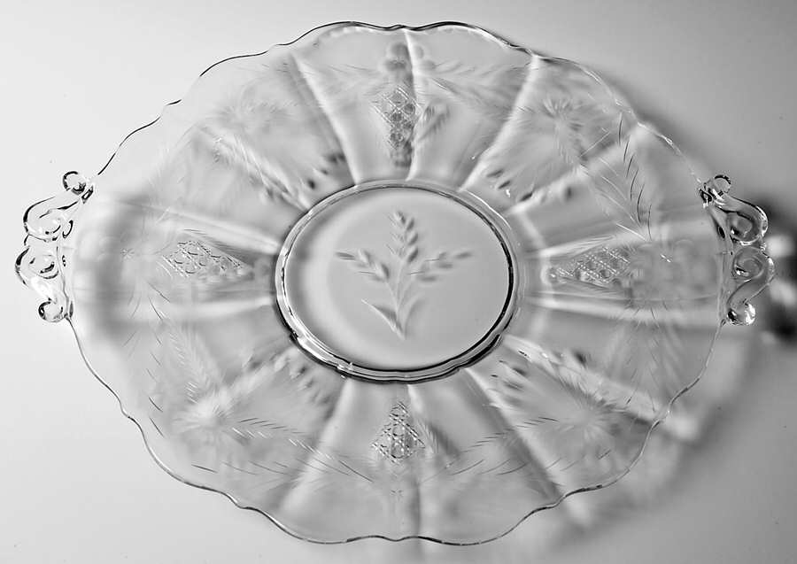Achilles (Stem 3121) Handled Cake Plate by Cambridge-1