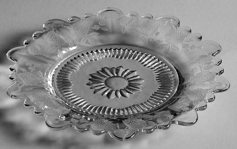 Blossom Time  Martha/279 Mayonnaise Underplate Only by Cambridge-1