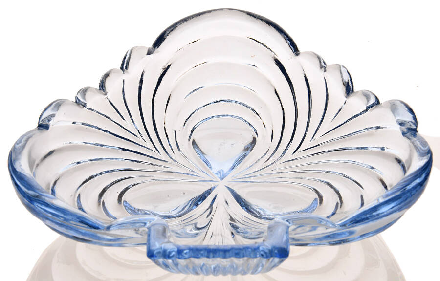 Caprice Moonlight Blue (Stem 300) Spade Bowl by Cambridge-1