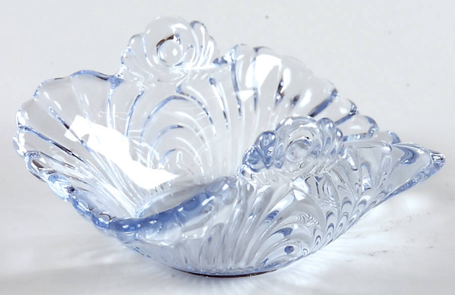 Caprice Moonlight Blue (Stem 300) Nut Dish by Cambridge-1