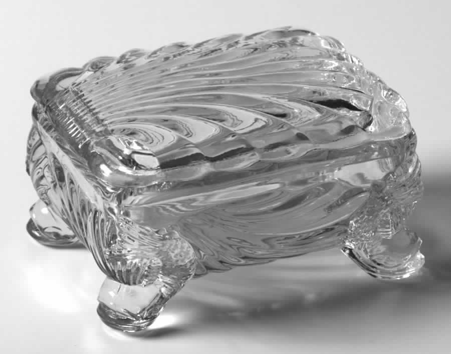 Caprice Clear (Stem 300) Cigarette Box & Lid by Cambridge-1