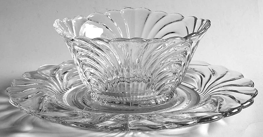 Caprice Clear (Stem 300) Mayonnaise Bowl and Underplate by Cambridge-1