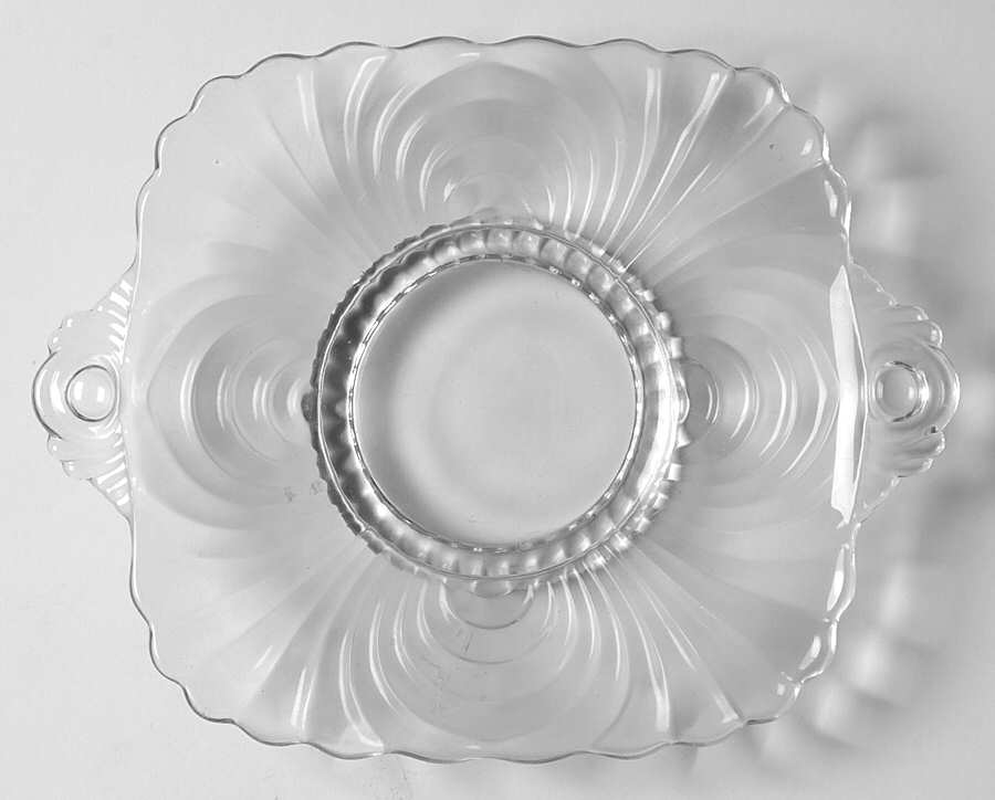 Caprice Clear (Stem 300) Lemon Plate with Handles by Cambridge-1