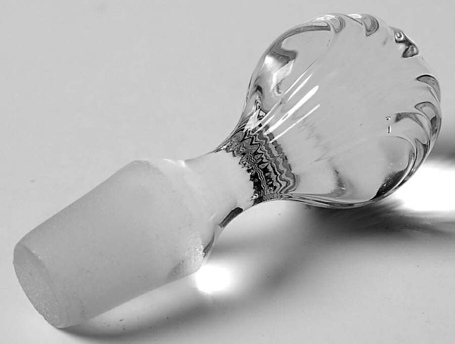 Caprice Clear (Stem 300) Stopper for Oil Bottle by Cambridge-1