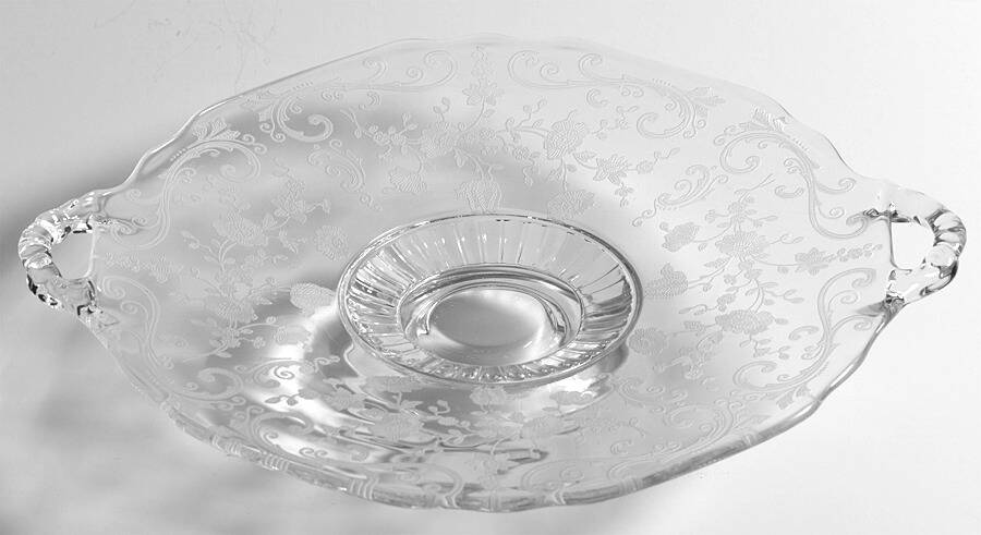 Chantilly 9" Handled Footed Plate by Cambridge-1