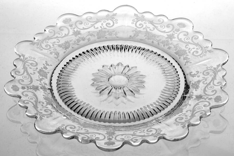 Chantilly #122 Martha 8" Salad Plate by Cambridge-1