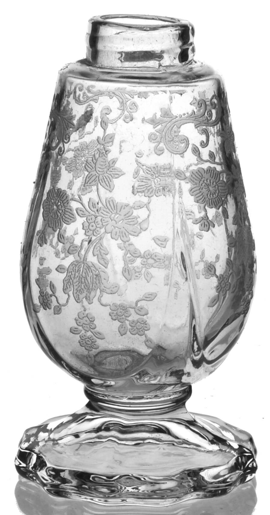 Chantilly 3400/77 Footed Shaker, No Lid by Cambridge-1