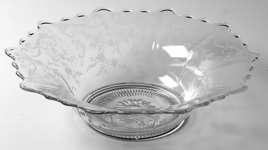Chantilly Martha/440 12" Flared Bowl by Cambridge-1