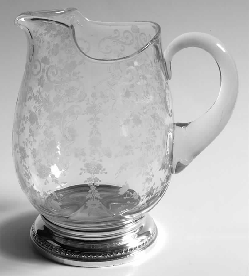 Chantilly 76 Oz Ice Lip Jug with Sterling Base by Cambridge-1