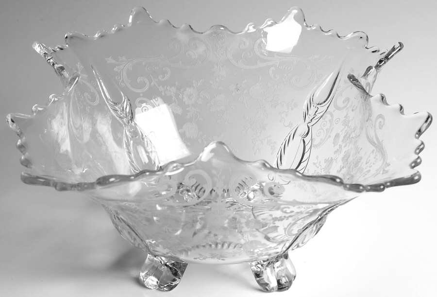 Chantilly Martha/446 11" Crimped 4 Toed Bowl by Cambridge-1