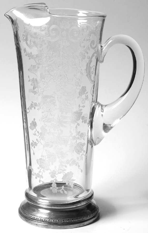 Chantilly 32 Oz Martini Jug with Sterling Base by Cambridge-1