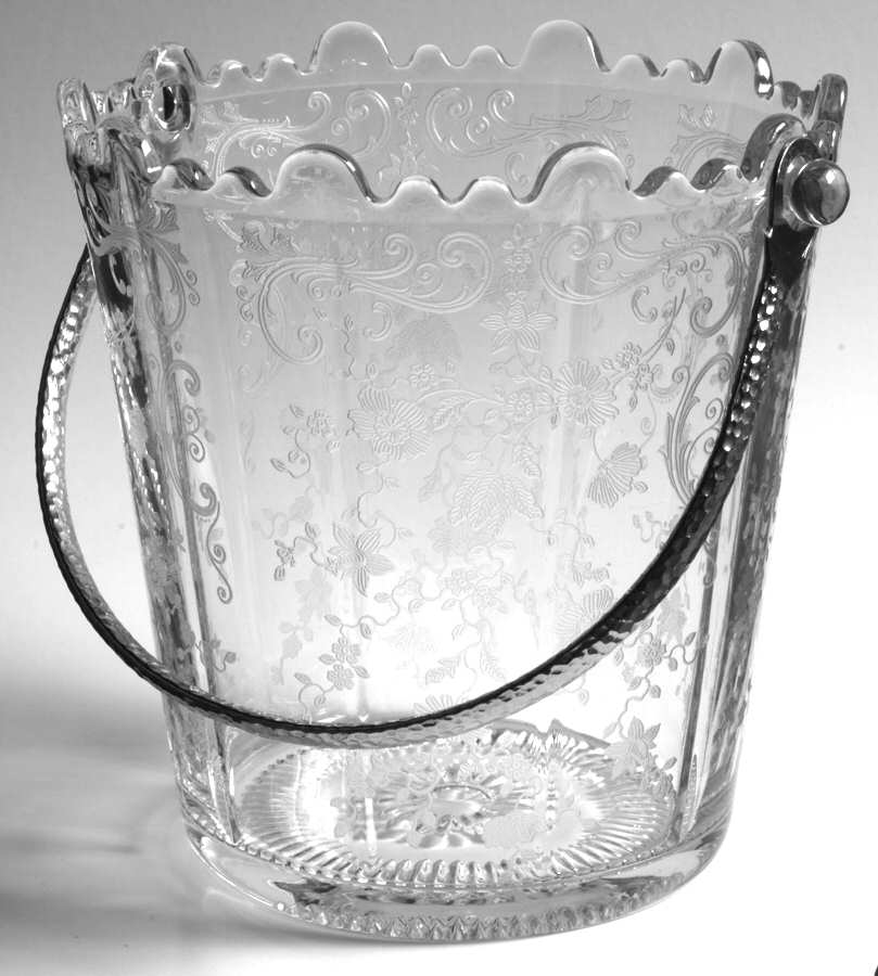 Chantilly Martha/674 Ice Bucket with Handle, No Tongs by Cambridge-1