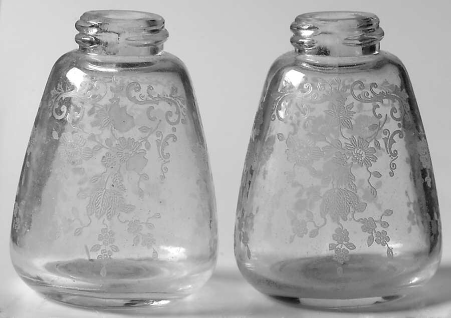 Chantilly Shaker No Lid by Cambridge-1